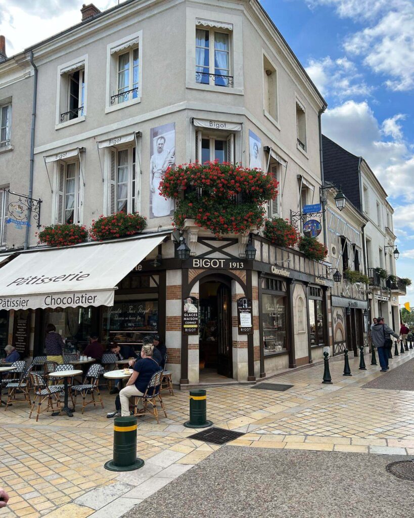 Evening dining atmosphere in Amboise old town