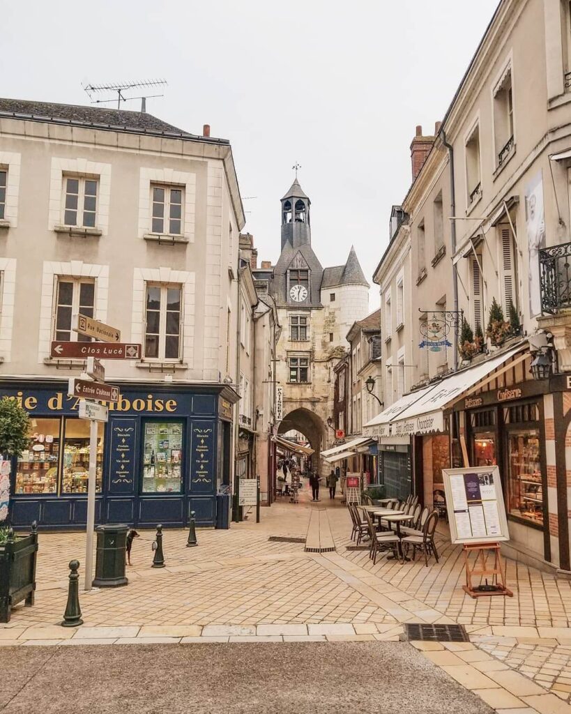 Walkable streets in the center of Amboise