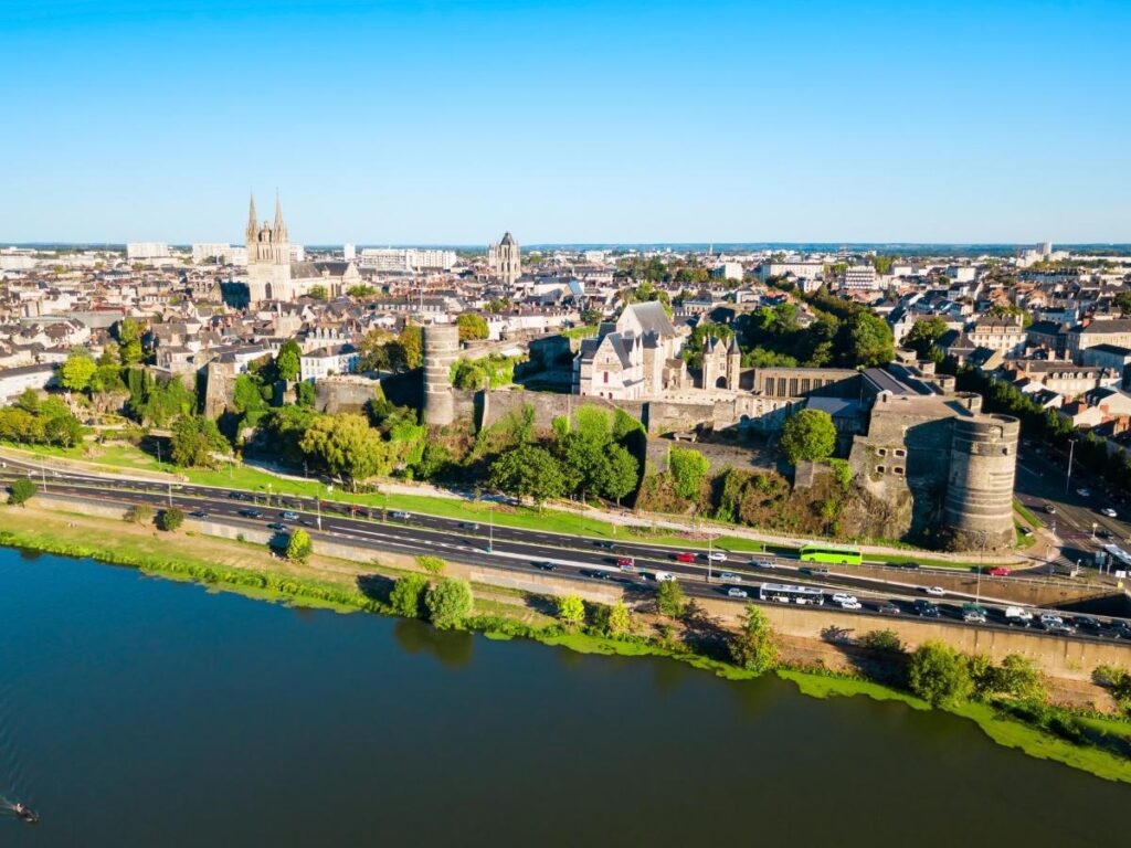 People walking through Angers streets at a relaxed pace