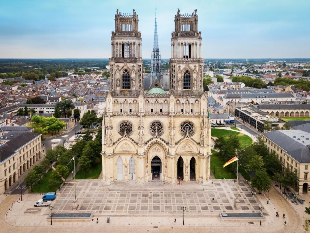Cathédrale Sainte Croix in Orléans during morning with soft light and fewer people