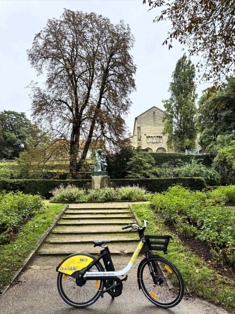 Relaxing at Esplanade de Metz park overlooking the river