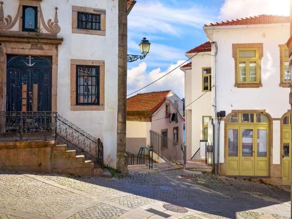 Narrow streets and hillside views in Hyères Old Town near Toulon