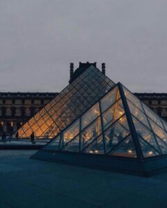 Everything You Need to Know About the Louvre Museum