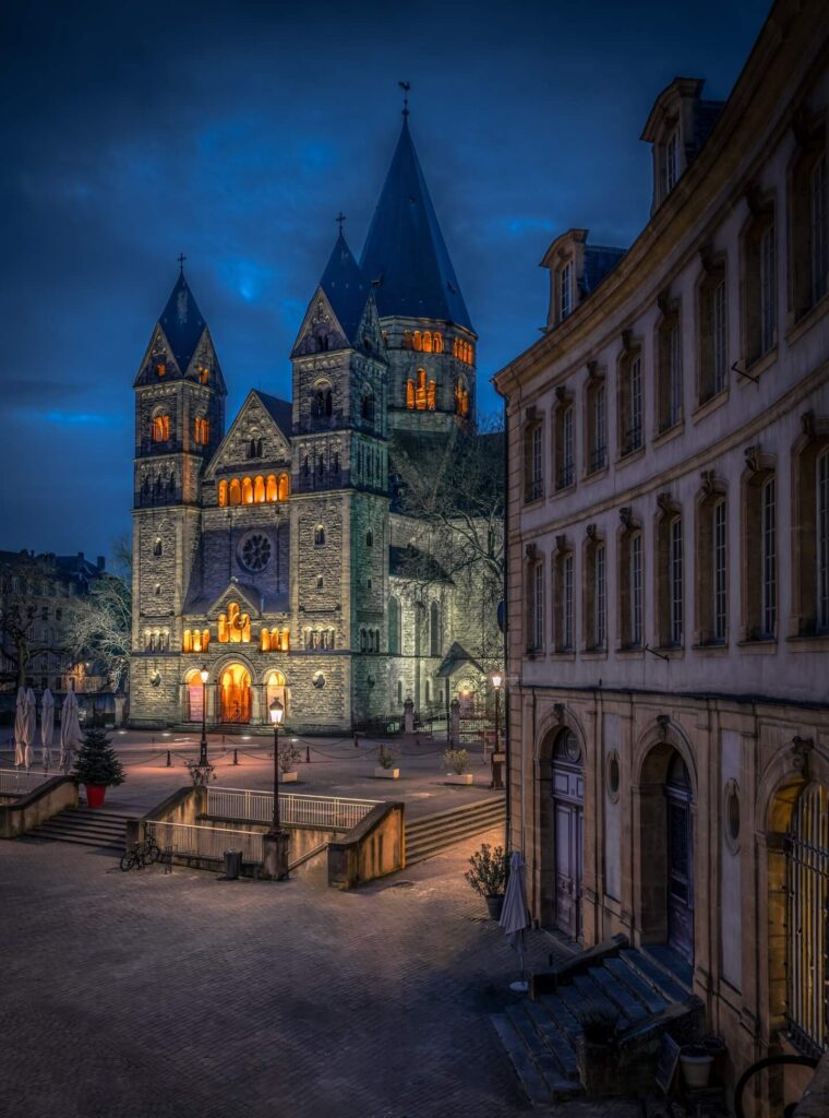 Quiet street in Metz with a calm and relaxed atmosphere