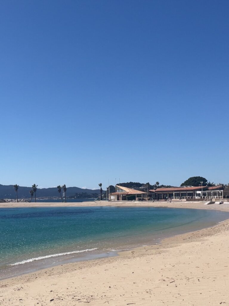 Mourillon beaches in Toulon with calm water and relaxed seaside atmosphere