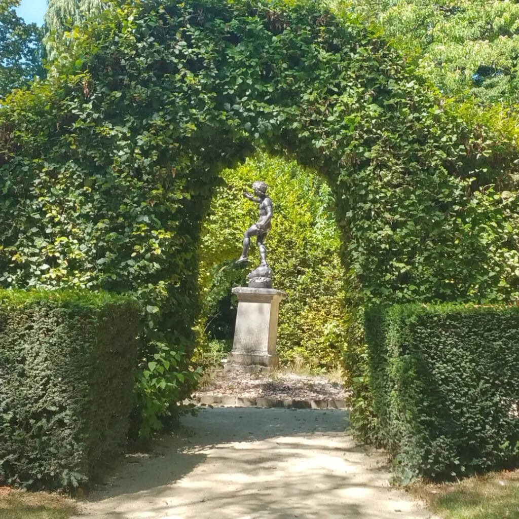 Parc de Blossac in Poitiers with green open space and walking paths