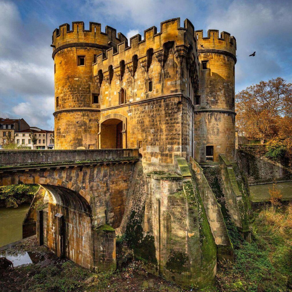 Porte des Allemands medieval gate and bridge in Metz