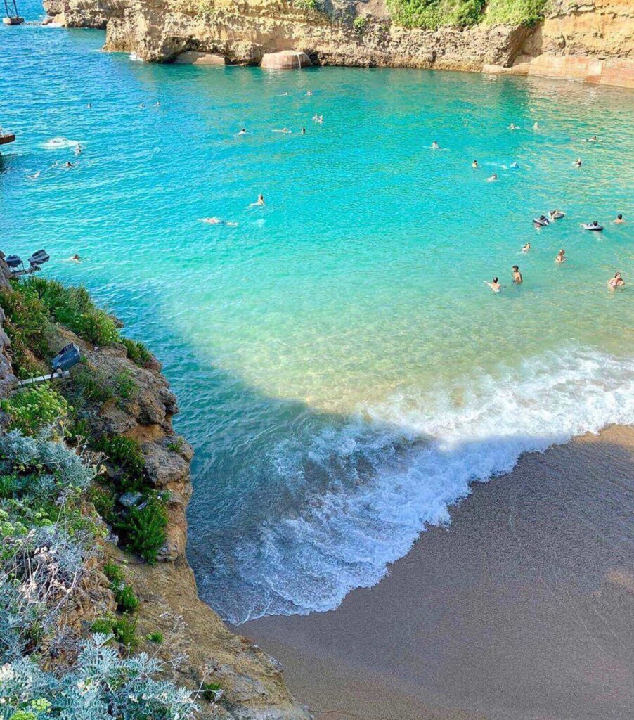 Two days in Biarritz with Port Vieux beach and local market experience