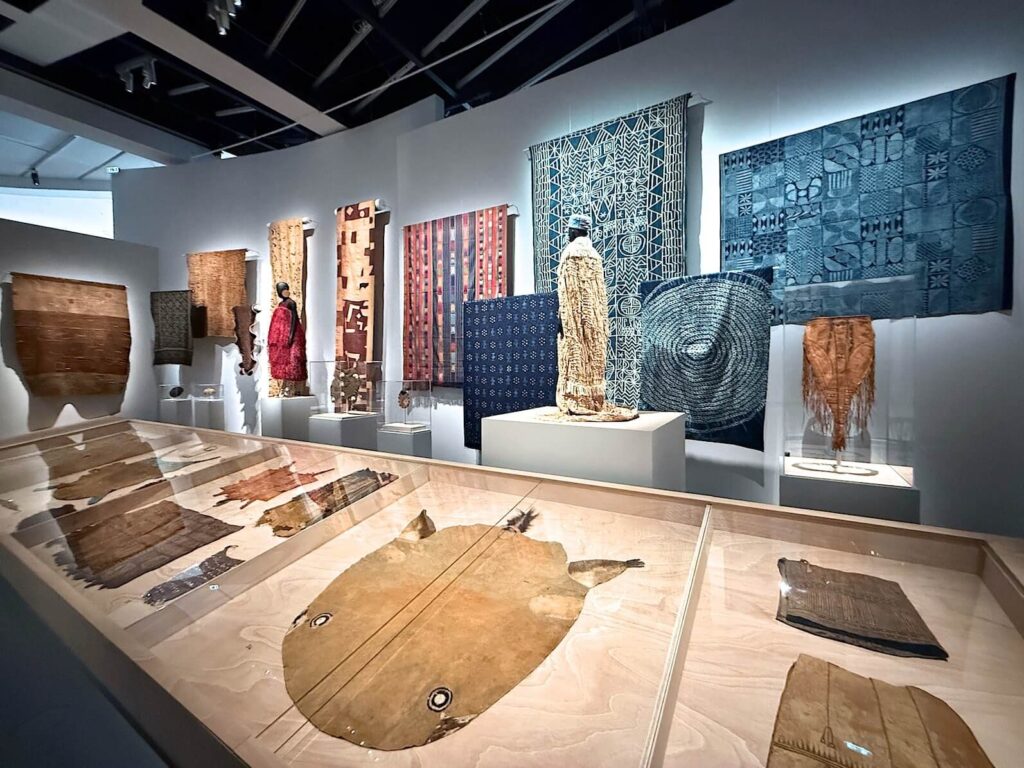 African carved sculptures displayed at Musée du quai Branly