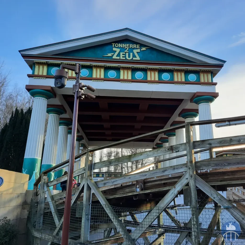 Ancient Greece themed land with temples at Parc Astérix