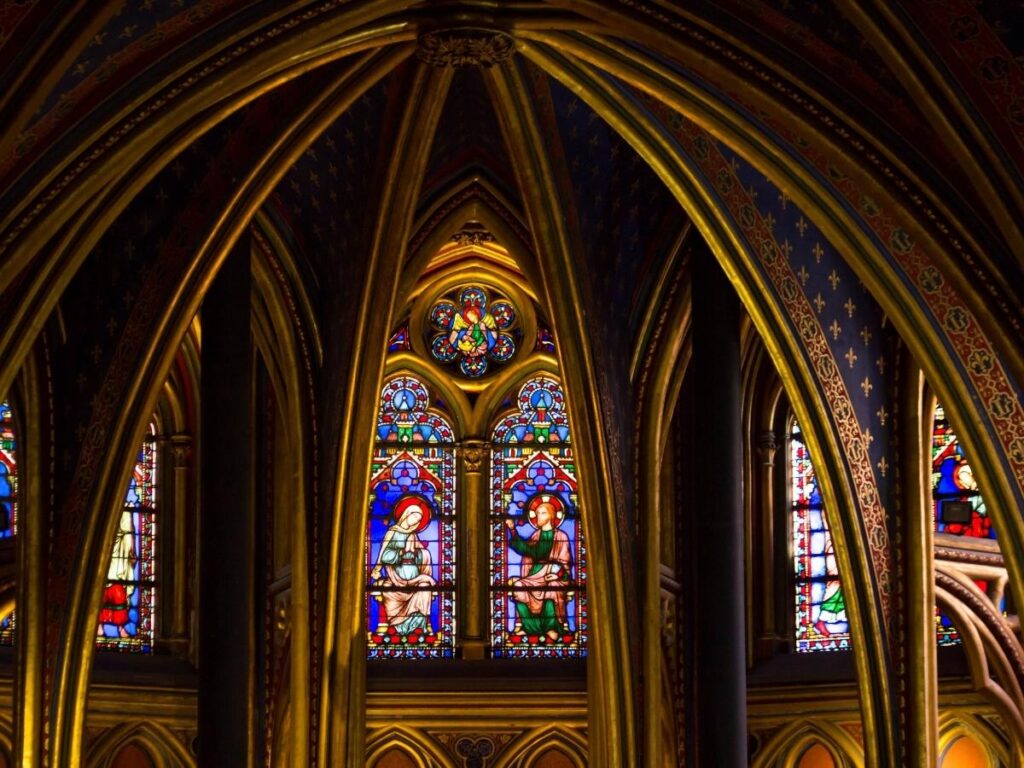 Biblical scenes depicted in Sainte-Chapelle stained glass windows