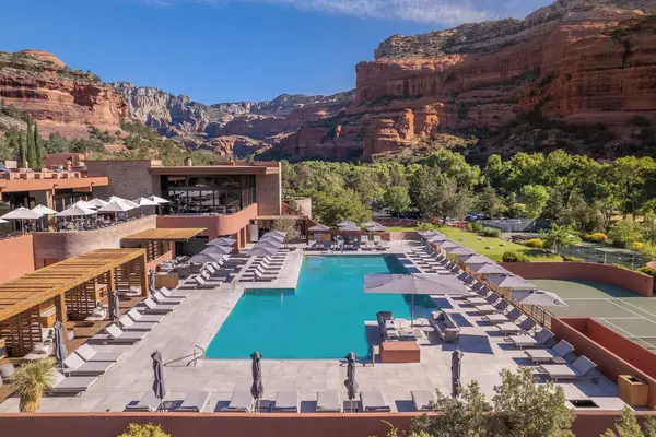 Enchantment Resort with stunning red rock canyon views during golden hour in Sedona