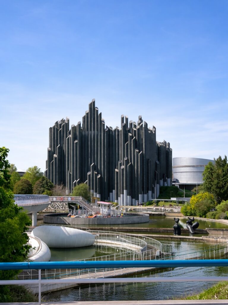 Overview of Futuroscope attractions and futuristic buildings