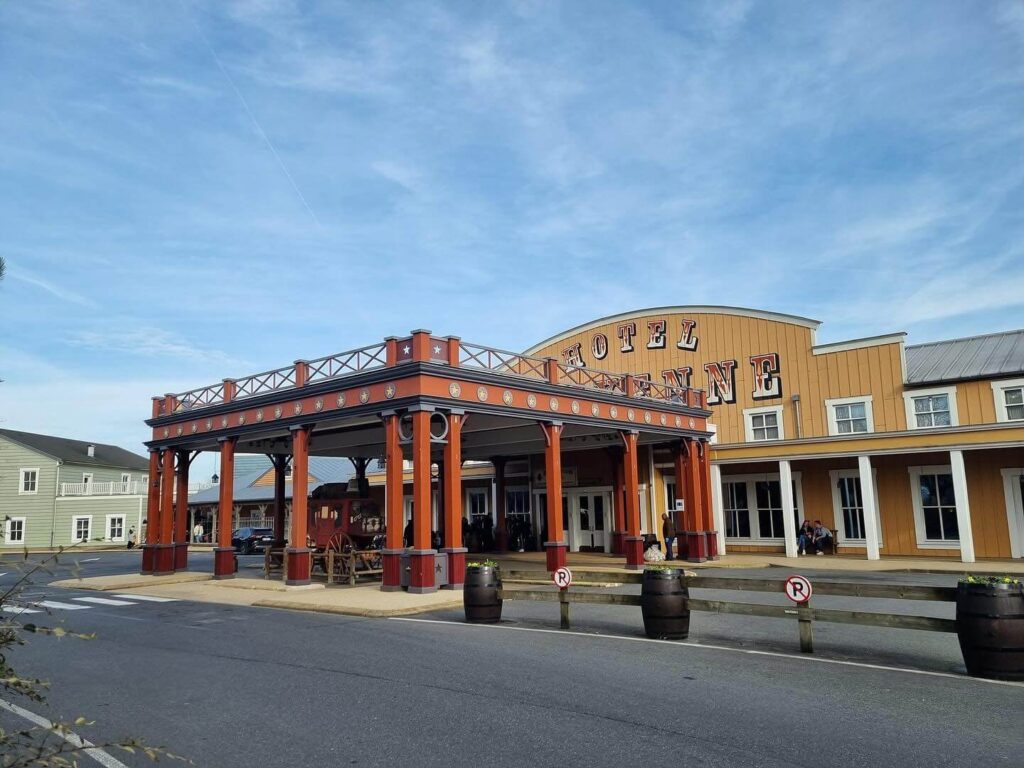 Disney Hotel Cheyenne western themed exterior
