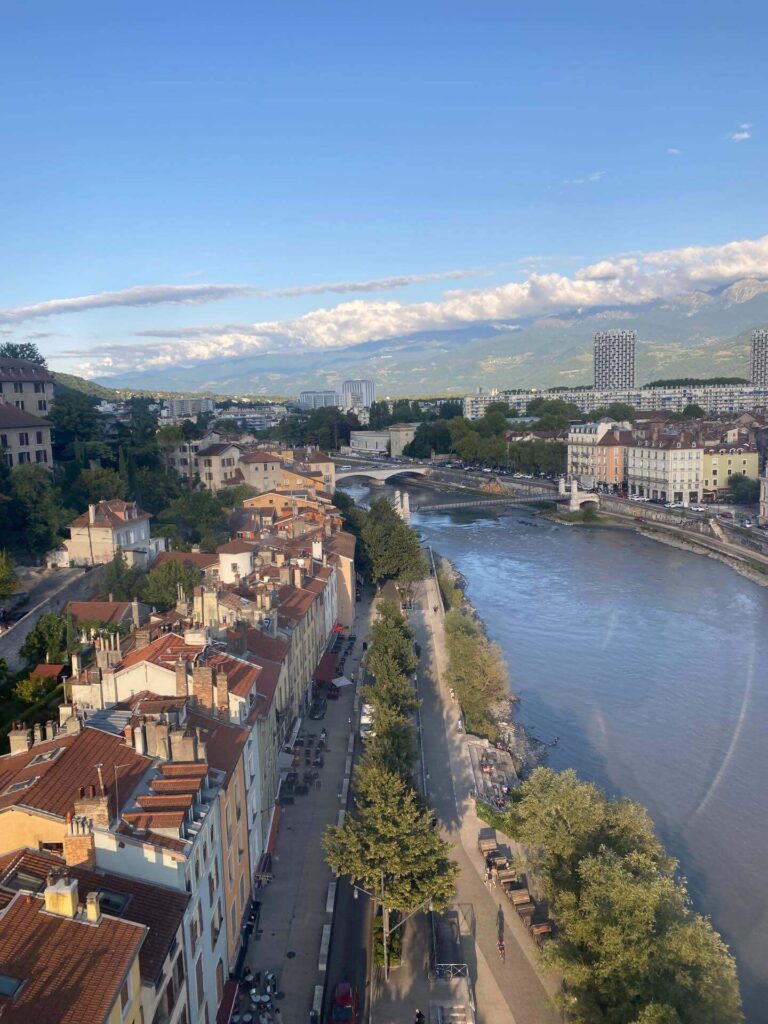 Riverside walk along the Isère River in Grenoble