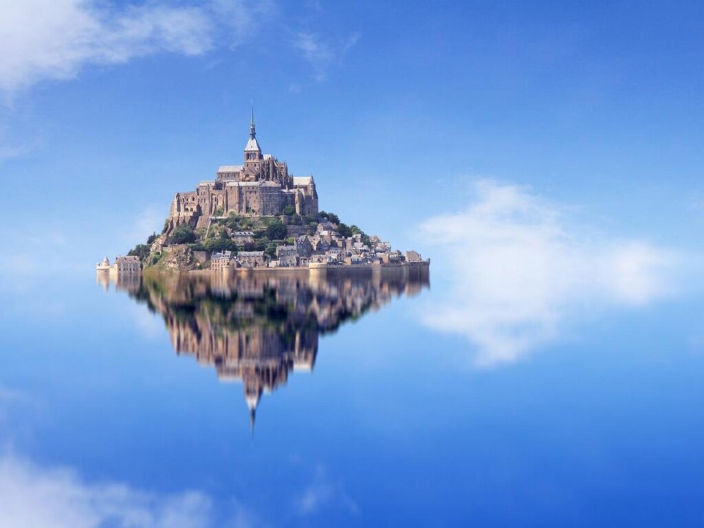 Rising tide around Mont Saint Michel in Normandy