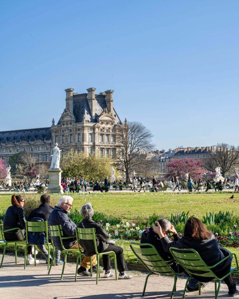 Morning walk through Jardin des Tuileries