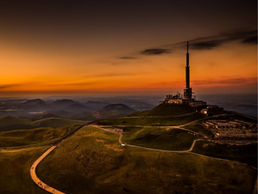 Base station area for Puy de Dôme train and hiking trails