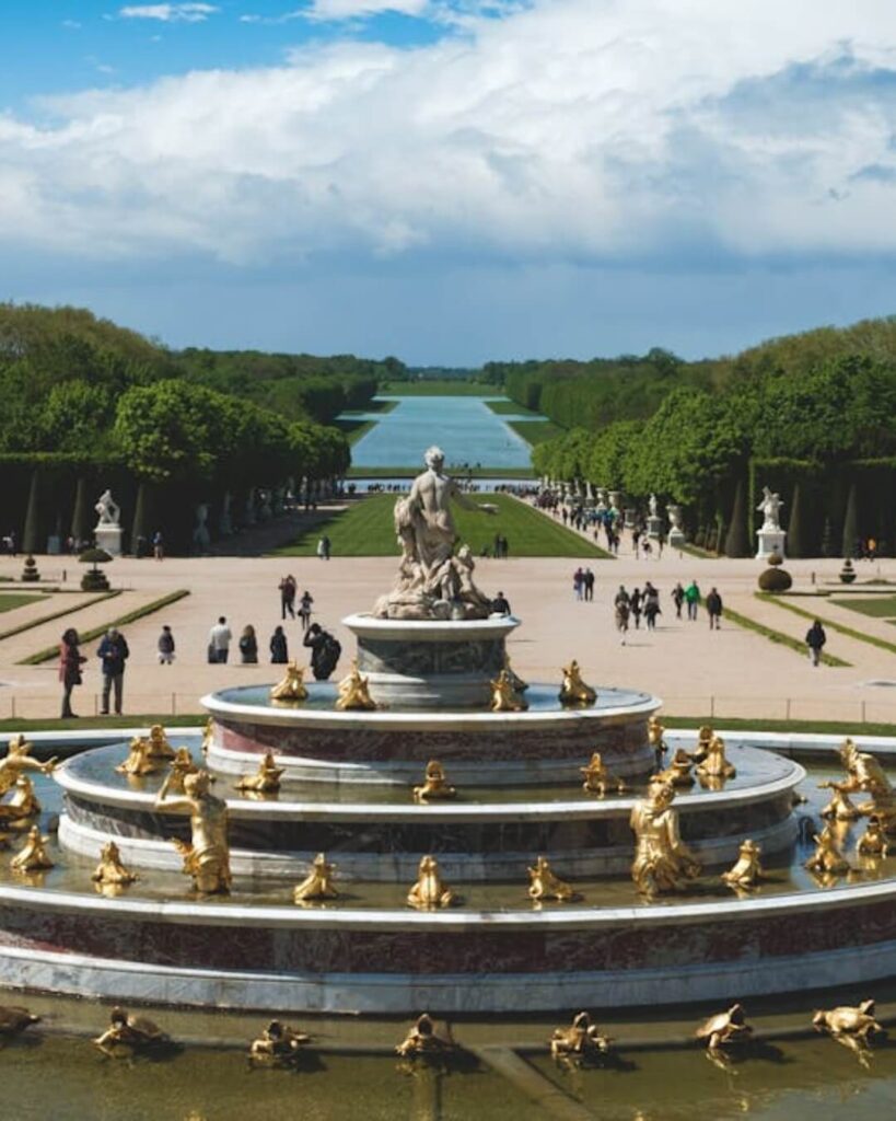 Overview of the Palace of Versailles estate including palace and gardens