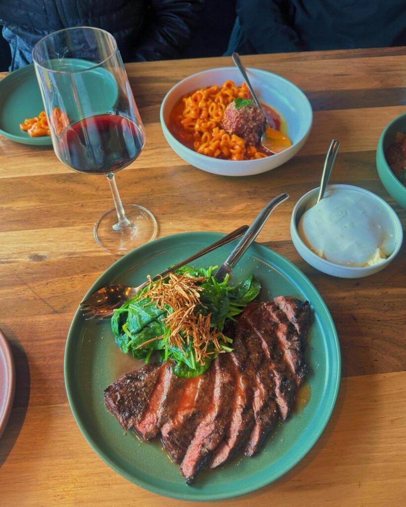 Quick-service dining and snacks available at Vulcania