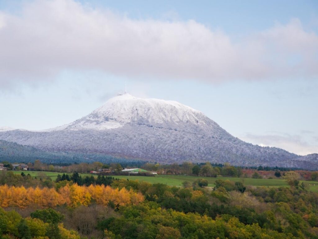 Snow-covered summit of Puy de Dôme