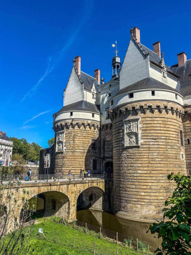 Defensive towers and stone fortifications at Château des ducs de Bretagne