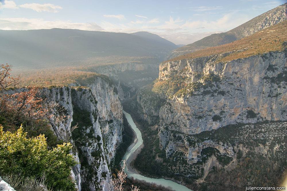 Panoramic view of Gorges du Verdon with turquoise river and limestone cliffs