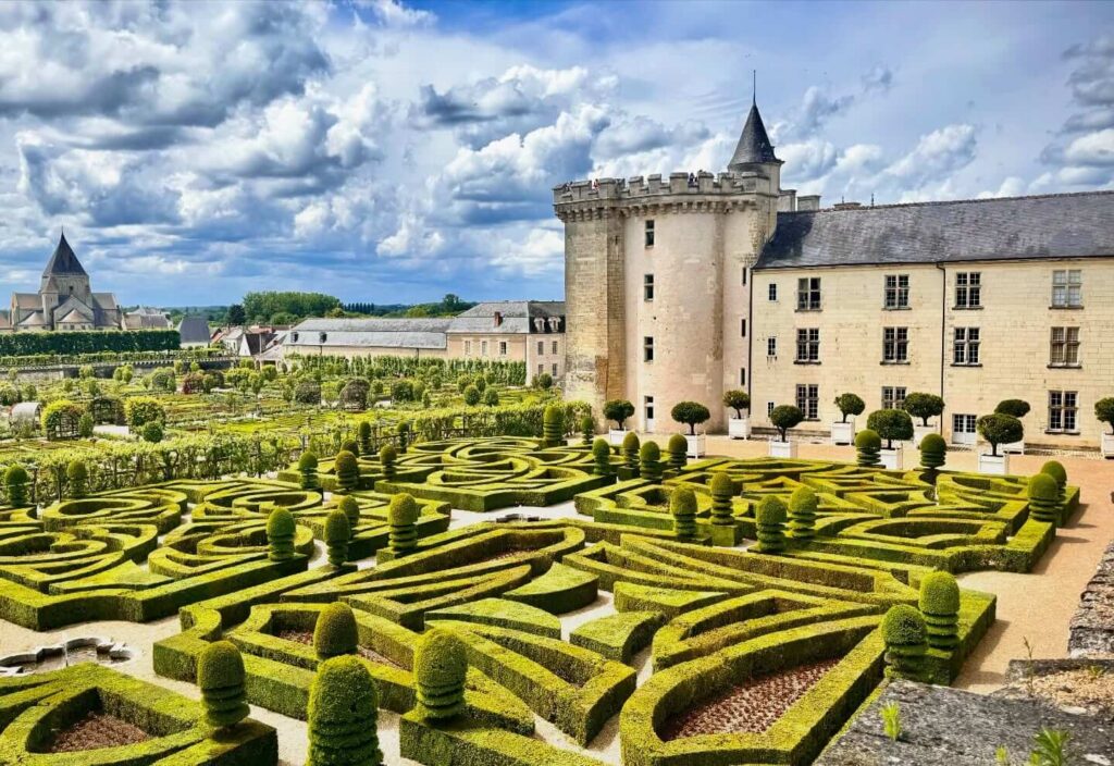 Quiet garden paths at Château de Villandry on a peaceful weekday morning