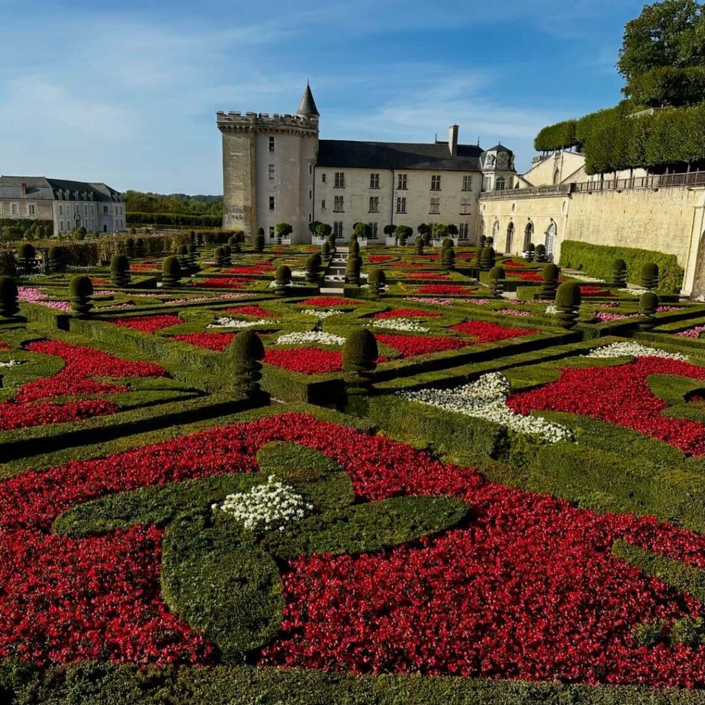 Colorful spring flowers in the gardens of Château de Villandry