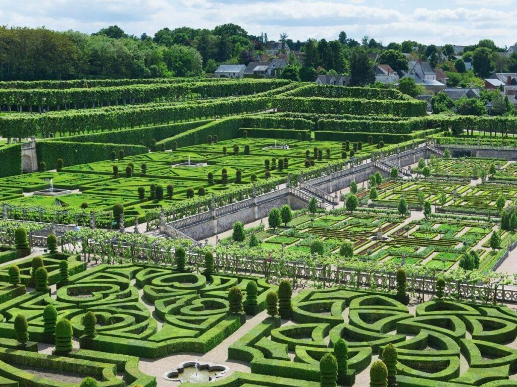 Reflecting pool in the peaceful Water Garden at Château de Villandr