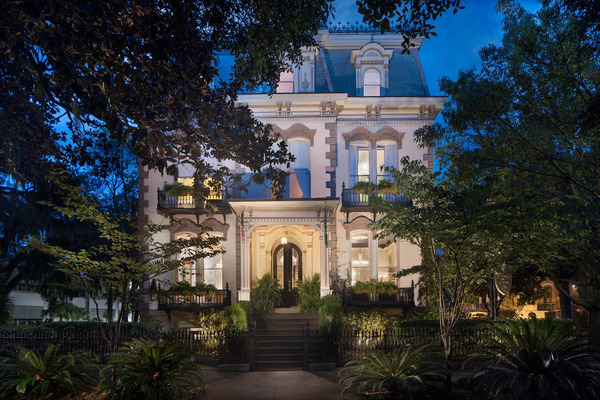 Historic exterior of Hamilton Turner Inn in Savannah, Georgia.