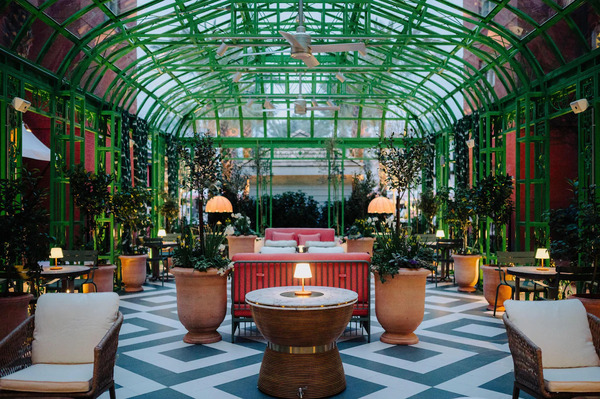 Exterior view of Hotel Bardo Savannah, a luxury boutique hotel in Savannah, Georgia.