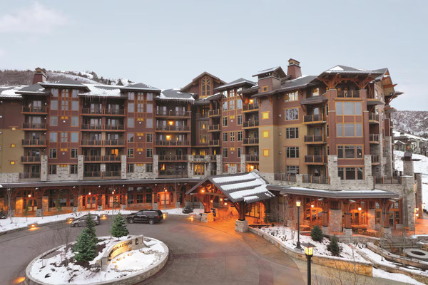 Hyatt Centric Park City in Utah featuring modern mountain accommodations, stylish guest rooms, ski-in access, and convenient proximity to Park City’s outdoor recreation and alpine scenery.