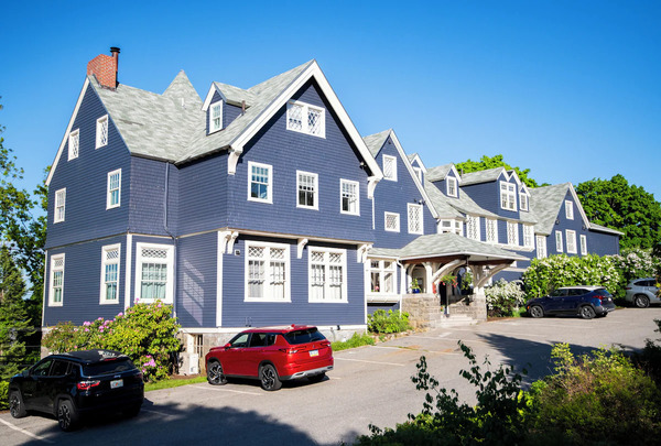 Cleftstone Inn in Bar Harbor, Maine, featuring its charming historic-style exterior and inviting accommodations.