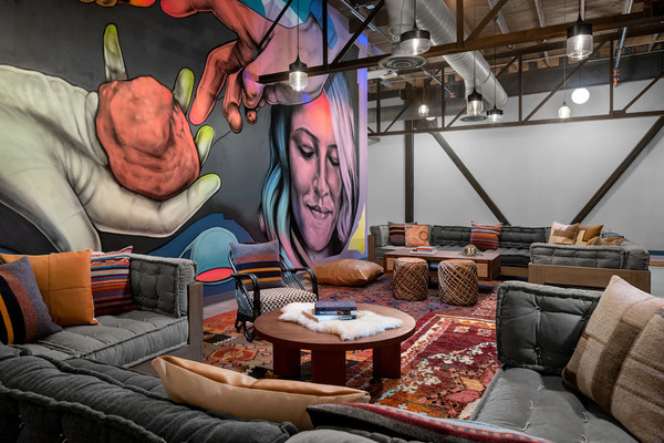 evo Hotel Salt Lake City, Utah, featuring modern industrial-inspired accommodations, adventure-focused amenities, stylish guest rooms, and a convenient downtown location near outdoor recreation and city attractions.