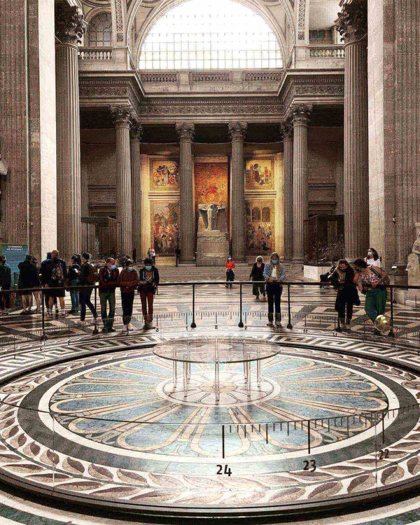 Foucault's Pendulum hanging beneath the dome of the Panthéon in Paris