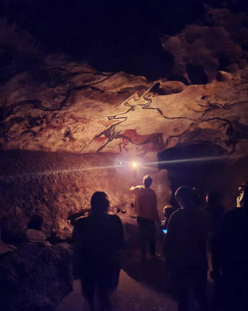 Lascaux cave art replicas created to protect the original prehistoric paintings