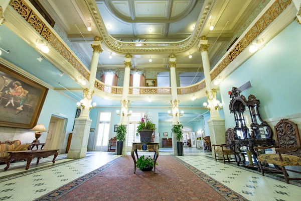 Exterior view of Menger Hotel in San Antonio, featuring its historic Victorian architecture, elegant facade, and iconic location near the Alamo in downtown San Antonio.