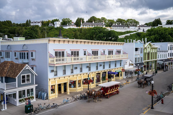 Murray Hotel on Mackinac Island featuring historic charm, comfortable guest rooms, a convenient downtown location, and easy access to shops, restaurants, and island attractions.