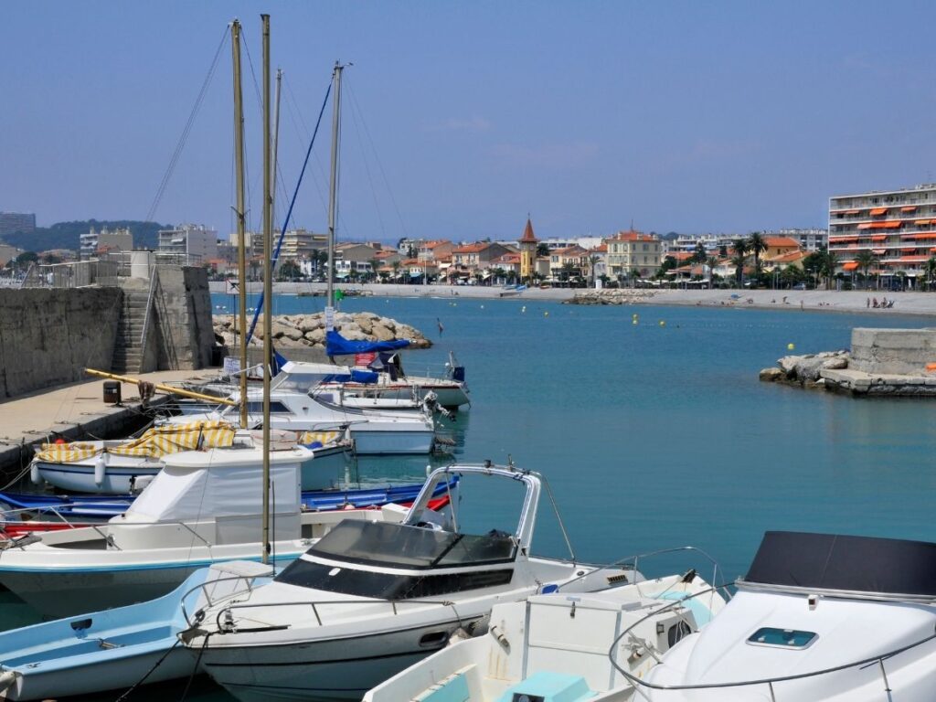 Quiet Port-Cros harbor surrounded by Mediterranean landscape