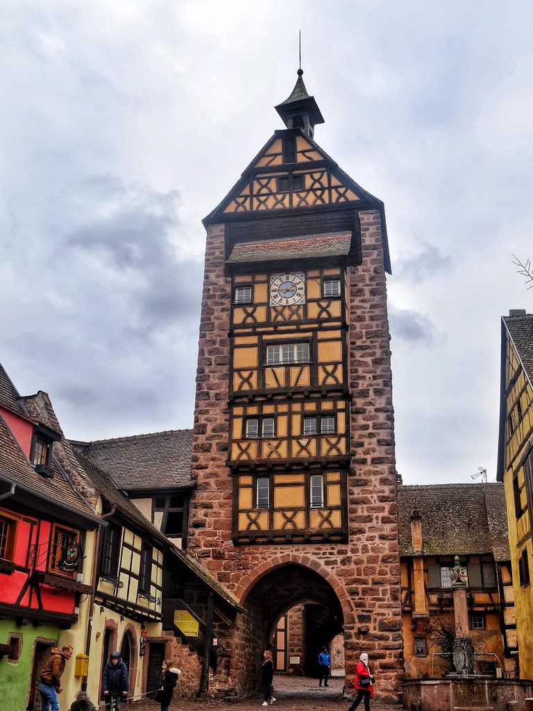 Dolder Tower rising above the historic centre of Riquewihr