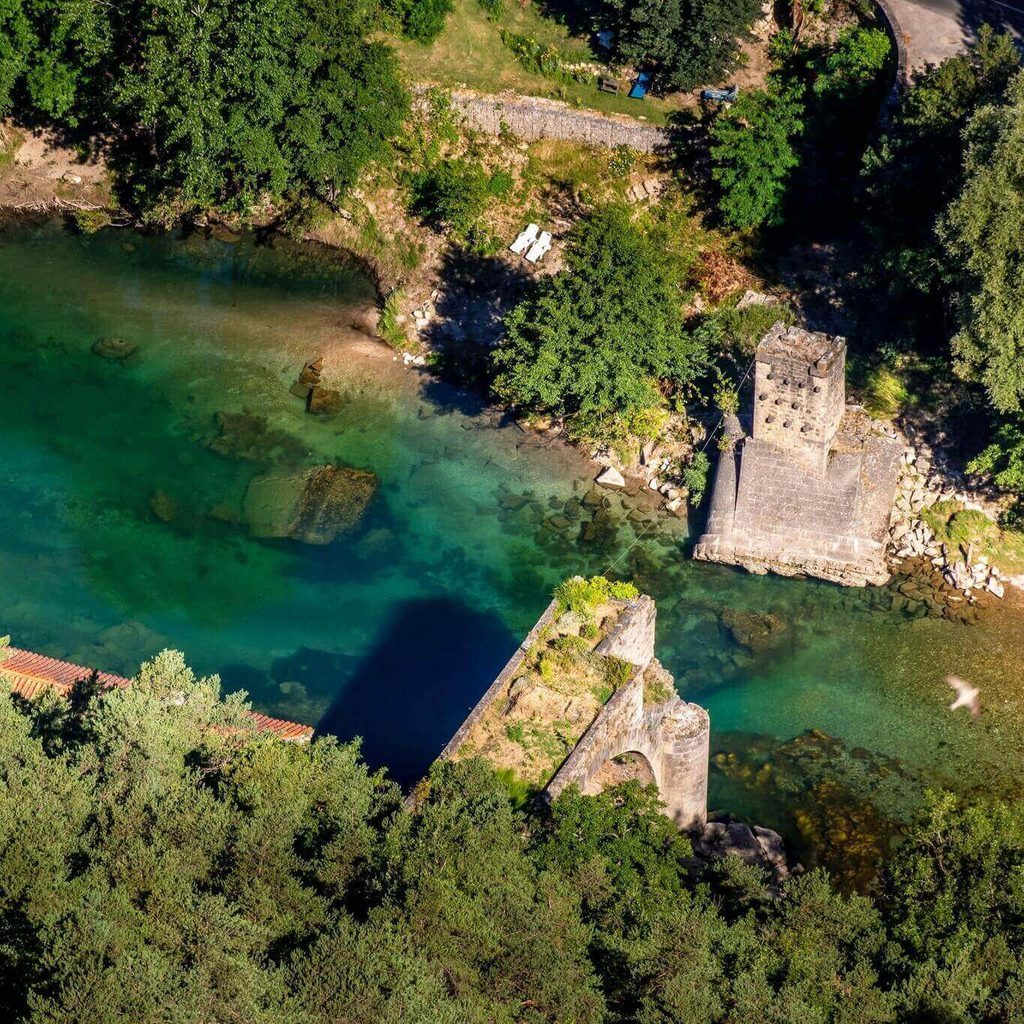 Hiking trail overlooking the Tarn River in the Gorges du Tarn
