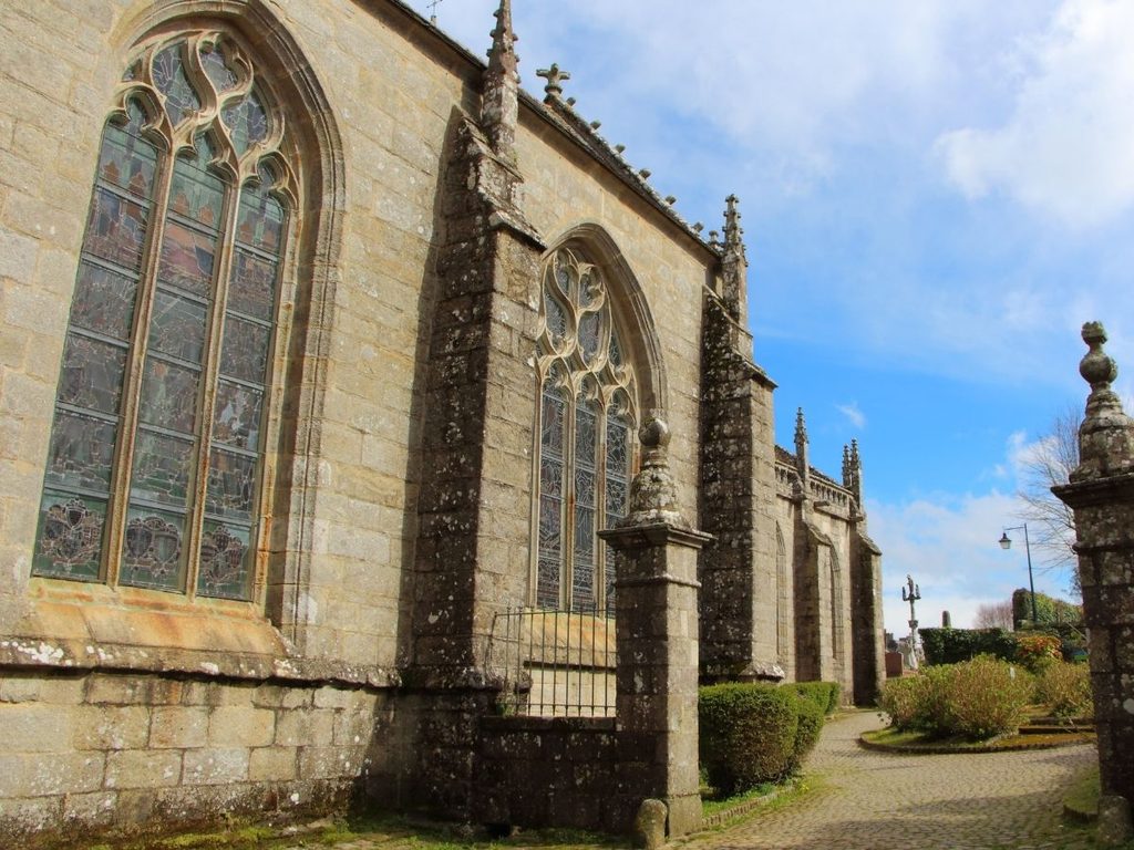 Saint Ronan religious tradition associated with the Troménie pilgrimage in Locronan
