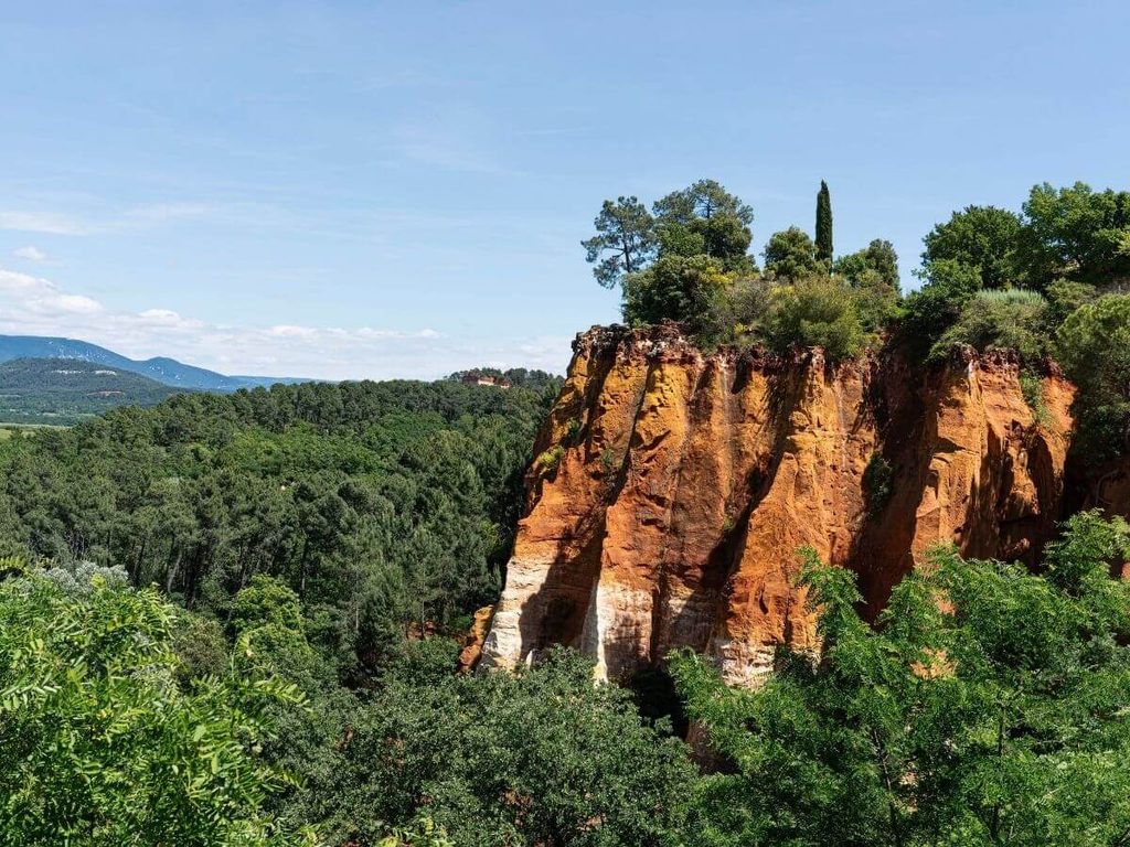 Natural ochre pigments displayed at Ôkhra in Roussillon