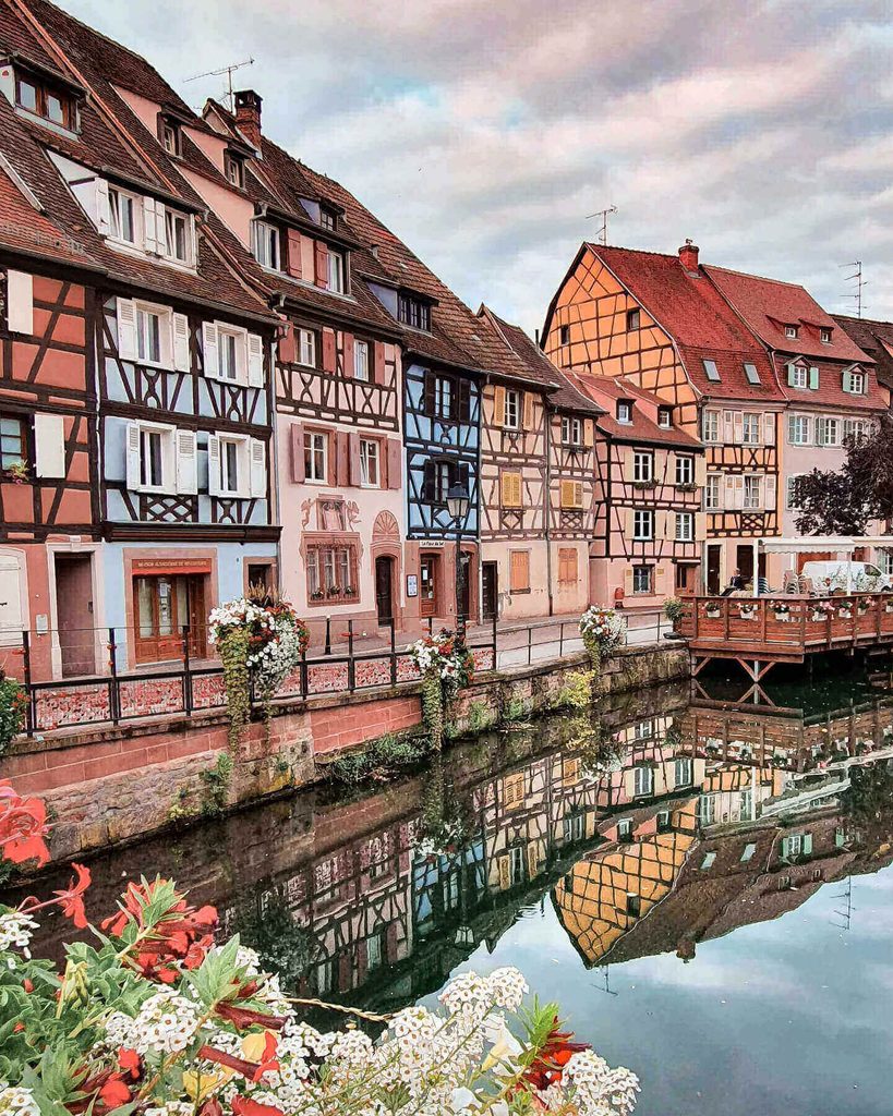 Historic accommodation in a half-timbered building in Riquewihr